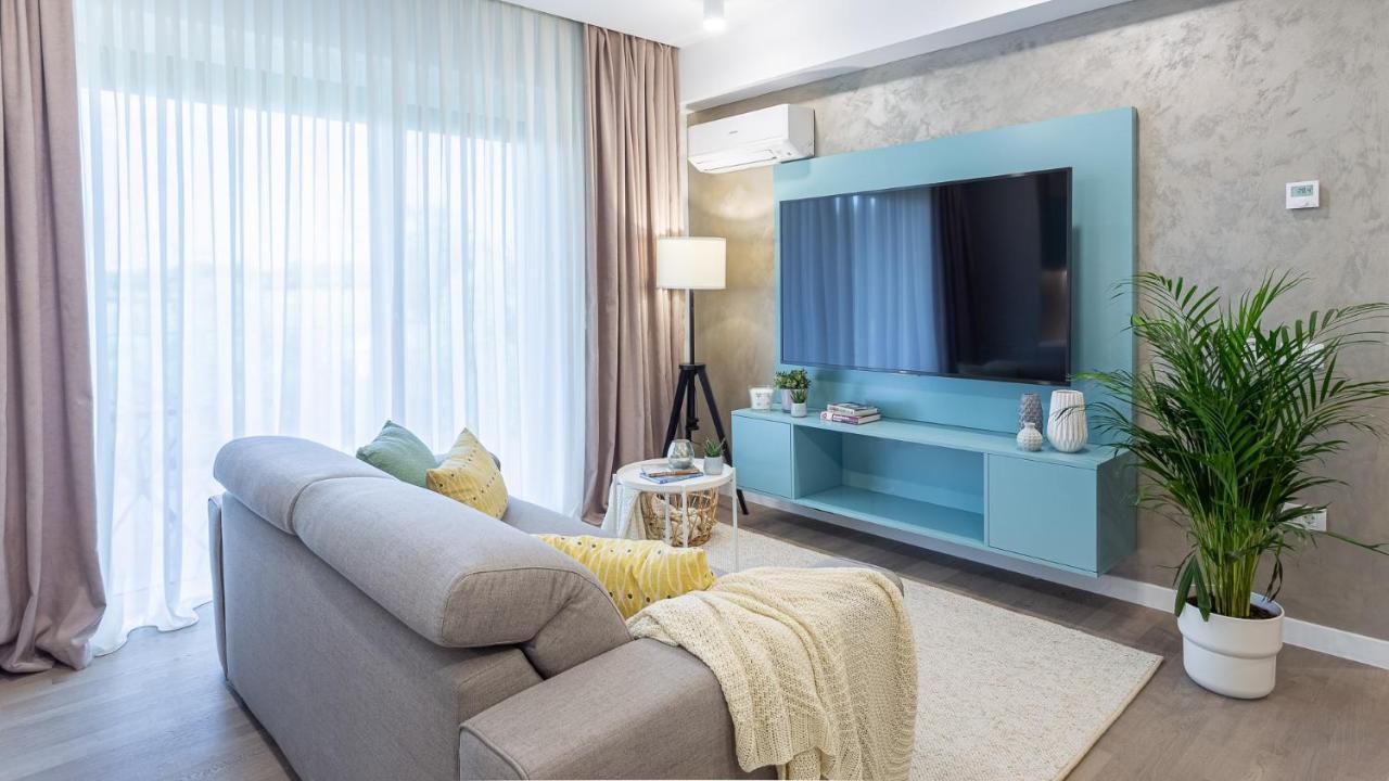 Il Lago - Turquoise - Cozy Luxurious Smart Home By The Lake Voluntari 外观 照片